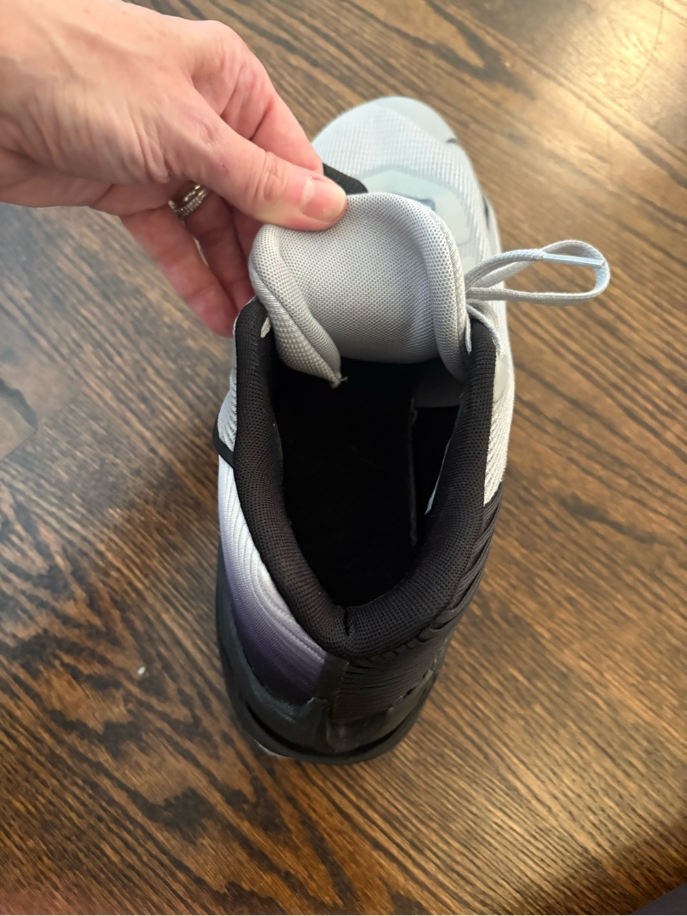 Like New Nike Men's G.T. Jump Academy High Top Sneakers - Size 12 - Picture 8 of 13